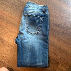 KanCan Skinny Jeans with Holes. Size 27
